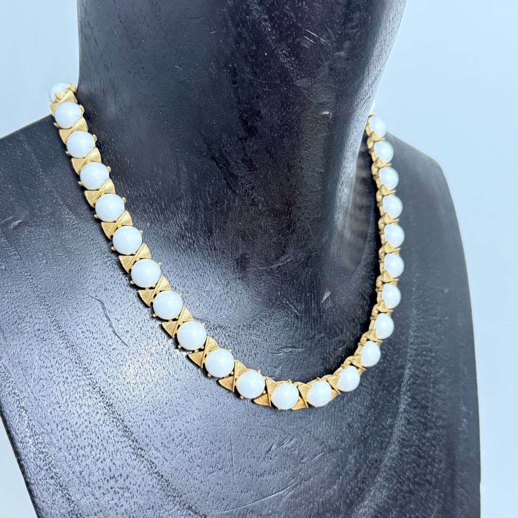 Vintage 1950s-60s Gold Tone Trifari Ribbon Bow Lucite Acrylic Choker Necklace 40$